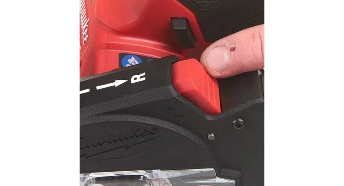 Milwaukee M12 FCOT-0 - Meuleuse D'angle Sans Fil Li-Ion 12V (machine Seule) - Moteur Brushless - 10 X 76 Mm - 4933464618 8 Milwaukee M12 FCOT-0 - Meuleuse D'angle Sans Fil Li-Ion 12V (machine Seule) - Moteur Brushless - 10 X 76 Mm - 4933464618 – Image 6